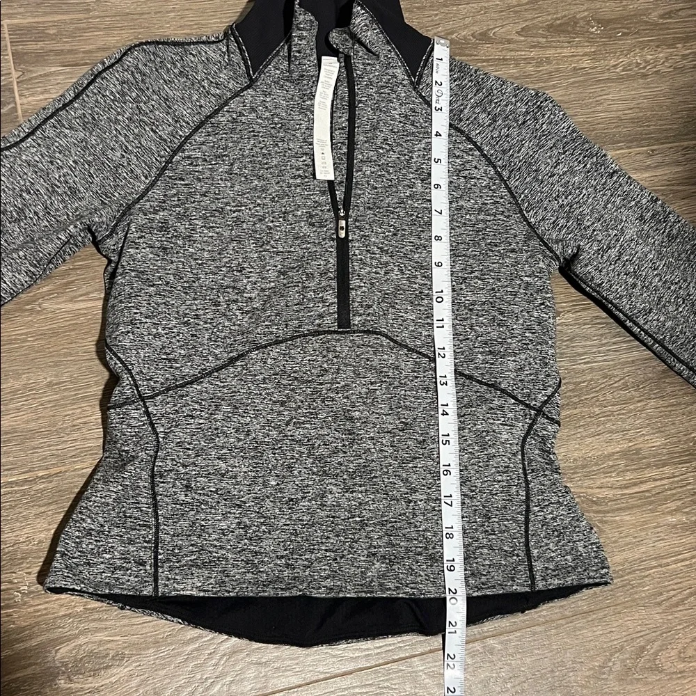 Lululemon Always Alert 1/2 Zip - Heathered Black - Size 6 - Picture 7 of 15
